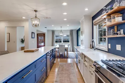 6737 Ravendale Lane, Dallas, TX 75214 - Photo 9