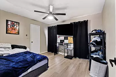 6715 Canyon Creek Drive, Arlington, TX 76001 - Photo 13