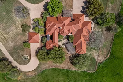 701 W Walcott Street, Pilot Point, TX 76258 - Photo 25