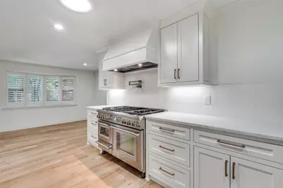 4426 Laren Lane, Dallas, TX 75244 - Photo 9