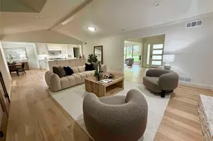 4426 Laren Ln, Dallas, TX 75244 - Photo 3