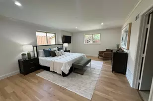 4426 Laren Ln, Dallas, TX 75244 - Photo 13