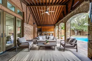 4426 Laren Ln, Dallas, TX 75244 - Photo 9