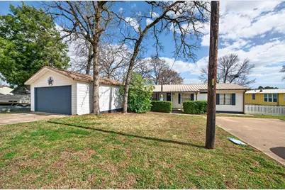 212 Sunray Street, Mabank, TX 75156 - Photo 7