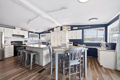 212 Sunray Street, Mabank, TX 75156 - Photo 9