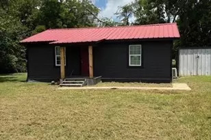 324 Dewey St, Deport, TX 75435 - Photo 1