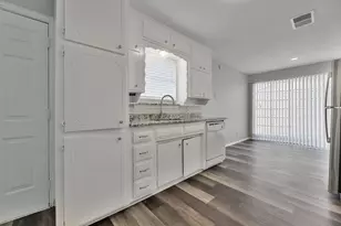 6609 Bernadine Dr, Watauga, TX 76148 - Photo 15