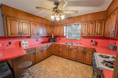 901 S Miller Street, Breckenridge, TX 76424 - Photo 17