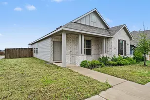 11013 Firebrush Ln, Fort Worth, TX 76108 - Photo 3