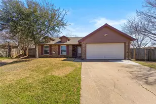 2600 Forest Ridge Ct, Arlington, TX 76016 - Photo 5
