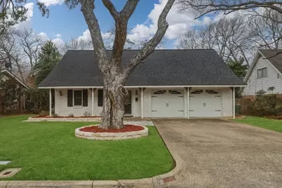 806 Waggoner Drive, Arlington, TX 76013 - Photo 3