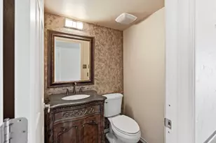 806 Waggoner Dr, Arlington, TX 76013 - Photo 19