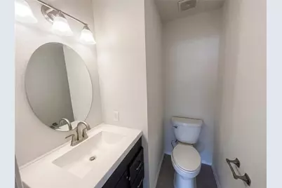 2029 Diamond Ridge Drive, Carrollton, TX 75010 - Photo 15