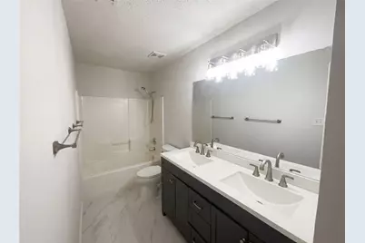 2029 Diamond Ridge Drive, Carrollton, TX 75010 - Photo 9