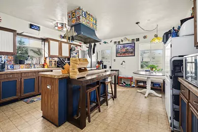 1225 E Union Bower Road, Irving, TX 75061 - Photo 11