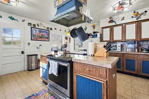 1225 E Union Bower Rd, Irving, TX 75061 - Photo 5