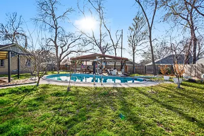 1225 E Union Bower Road, Irving, TX 75061 - Photo 39