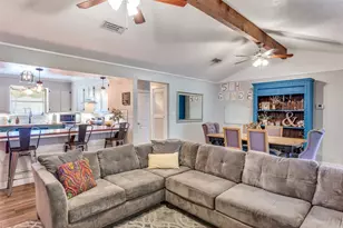 240 Smith St, Burleson, TX 76028 - Photo 7