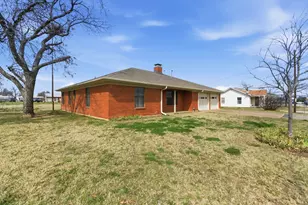 207 Pine St, Gordon, TX 76453 - Photo 27