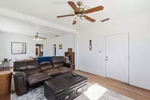 18051 Brookfield Dr, Justin, TX 76247 - Photo 5