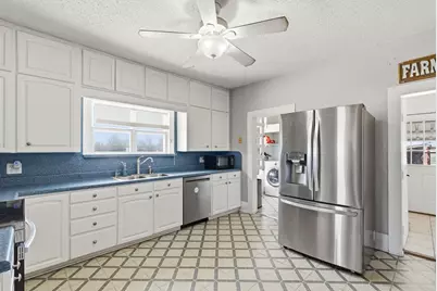 18051 Brookfield Drive, Justin, TX 76247 - Photo 13