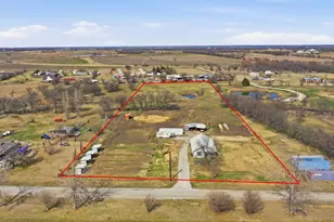 18051 Brookfield Dr, Justin, TX 76247 - Photo 1