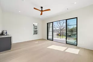 6471 Trammel Dr, Dallas, TX 75214 - Photo 29