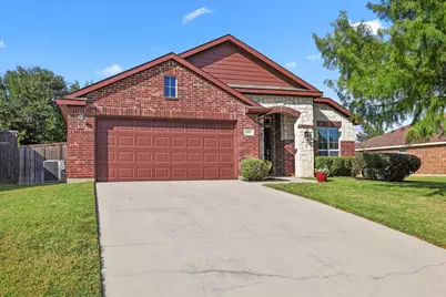 1917 Prescott Downs Drive, Denton, TX 76210 - Photo 3