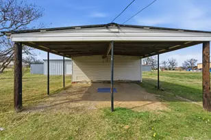 211 Pine St, Gordon, TX 76453 - Photo 7
