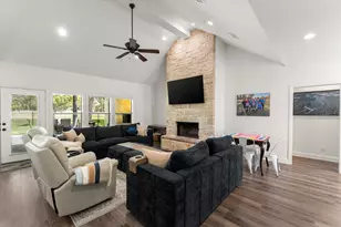 359 St Andrews Dr, Mabank, TX 75156 - Photo 11