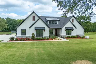 209 RIO RANCHO Dr, Decatur, TX 76234 - Photo 5