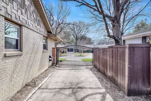 3411 Timberview Rd, Dallas, TX 75229 - Photo 25