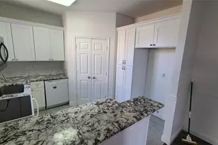 2707 Stratford Ct, Euless, TX 76039 - Photo 9