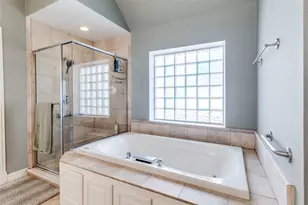 4029 Bowser Ave, Dallas, TX 75219 - Photo 17