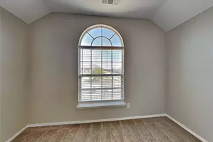 10401 Turning Leaf Trail, Fort Worth, TX 76131 - Photo 9