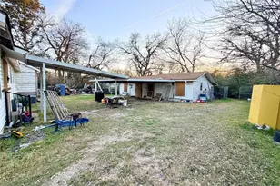 2523 N Prairie Creek Rd, Dallas, TX 75227 - Photo 17