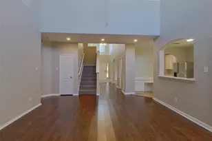 2784 Sweetbriar Ln, Grand Prairie, TX 75052 - Photo 3