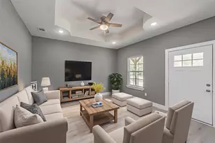 412 Matthew St, Hillsboro, TX 76645 - Photo 3