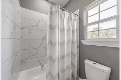 412 Matthew Street, Hillsboro, TX 76645 - Photo 9