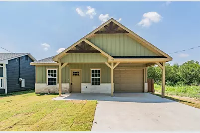 412 Matthew Street, Hillsboro, TX 76645 - Photo 1