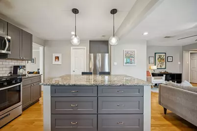 1938 Newport Avenue, Dallas, TX 75224 - Photo 11