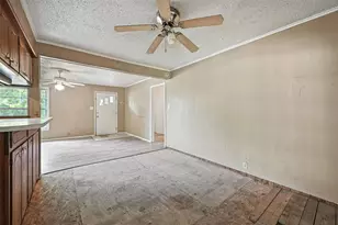 414 S Broadway St, Bells, TX 75414 - Photo 13