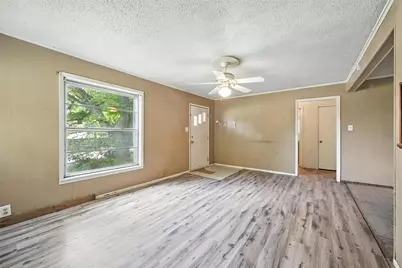 414 S Broadway Street, Bells, TX 75414 - Photo 9