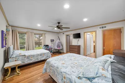300 W College Avenue, Alvarado, TX 76009 - Photo 25