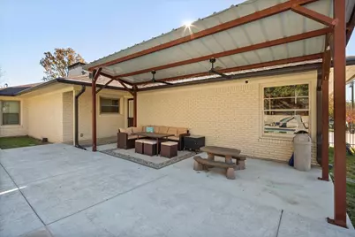 300 W College Avenue, Alvarado, TX 76009 - Photo 33