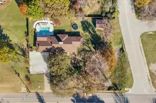 300 W College Ave, Alvarado, TX 76009 - Photo 37