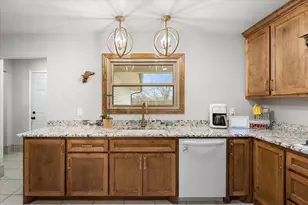 300 W College Ave, Alvarado, TX 76009 - Photo 13