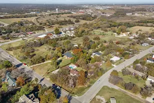 300 W College Ave, Alvarado, TX 76009 - Photo 39
