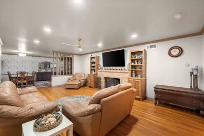 300 W College Avenue, Alvarado, TX 76009 - Photo 7