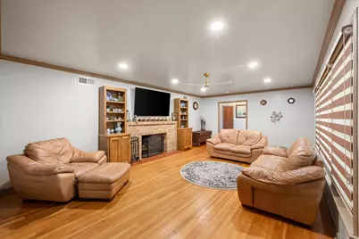 300 W College Avenue, Alvarado, TX 76009 - Photo 5